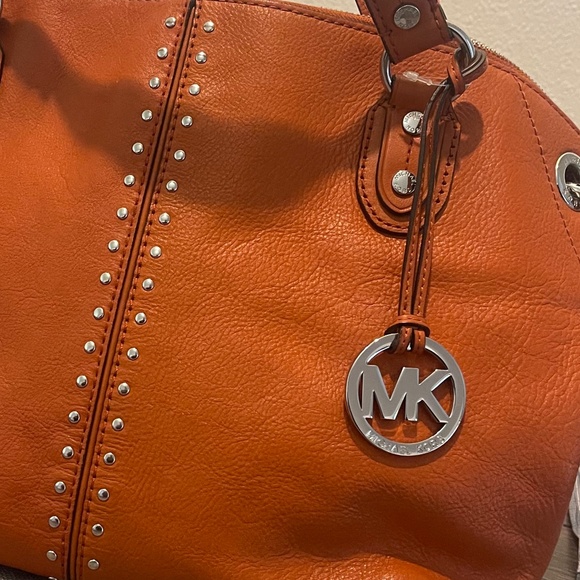 Michael Kors satchel - Picture 1 of 3